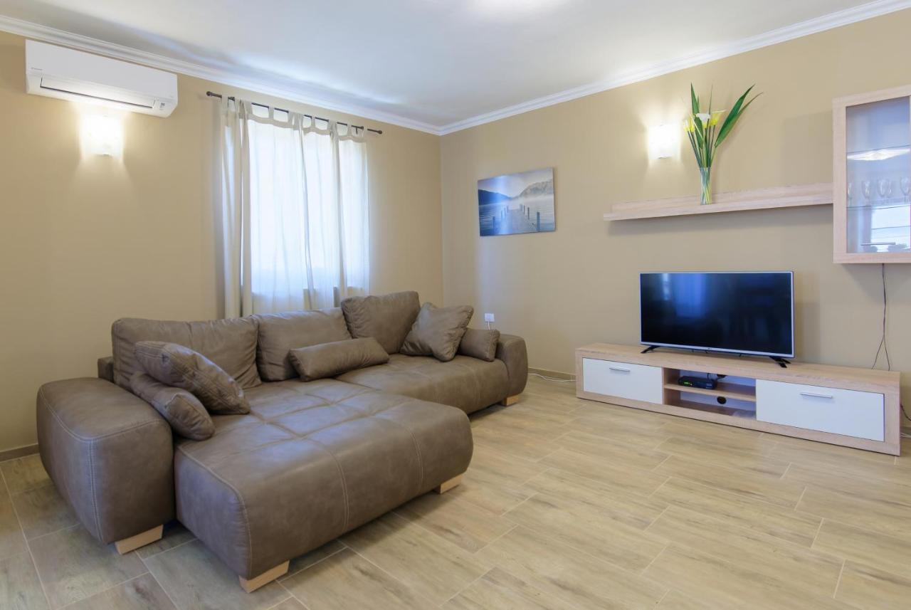 Apartments Belvedere By Rent Istria Plovanija Exterior photo