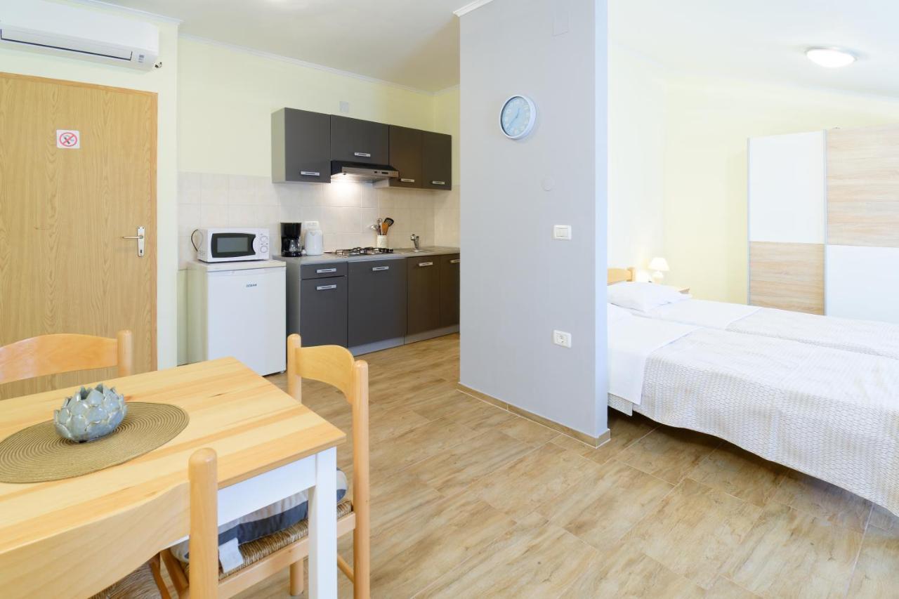 Apartments Belvedere By Rent Istria Plovanija Exterior photo