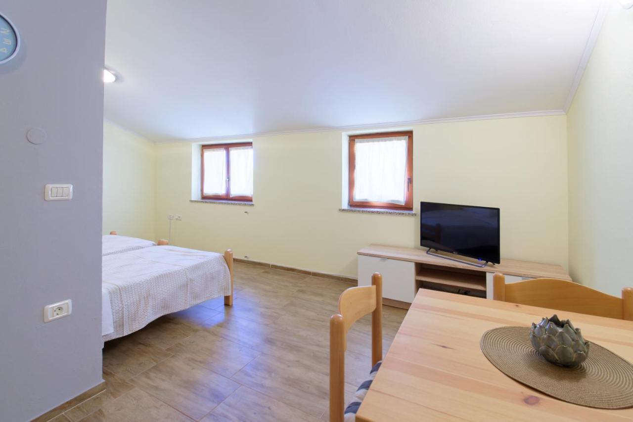 Apartments Belvedere By Rent Istria Plovanija Exterior photo