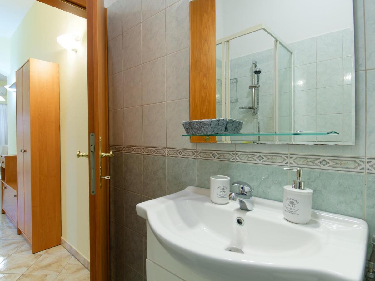 Apartments Belvedere By Rent Istria Plovanija Exterior photo